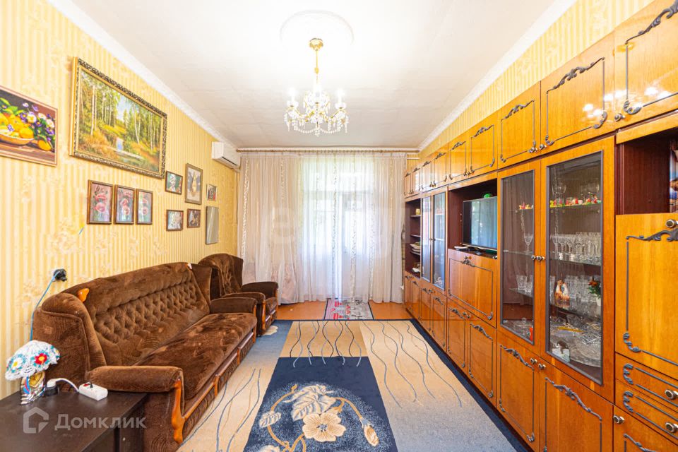 Продаётся 2-комнатная квартира, 64.4 м²