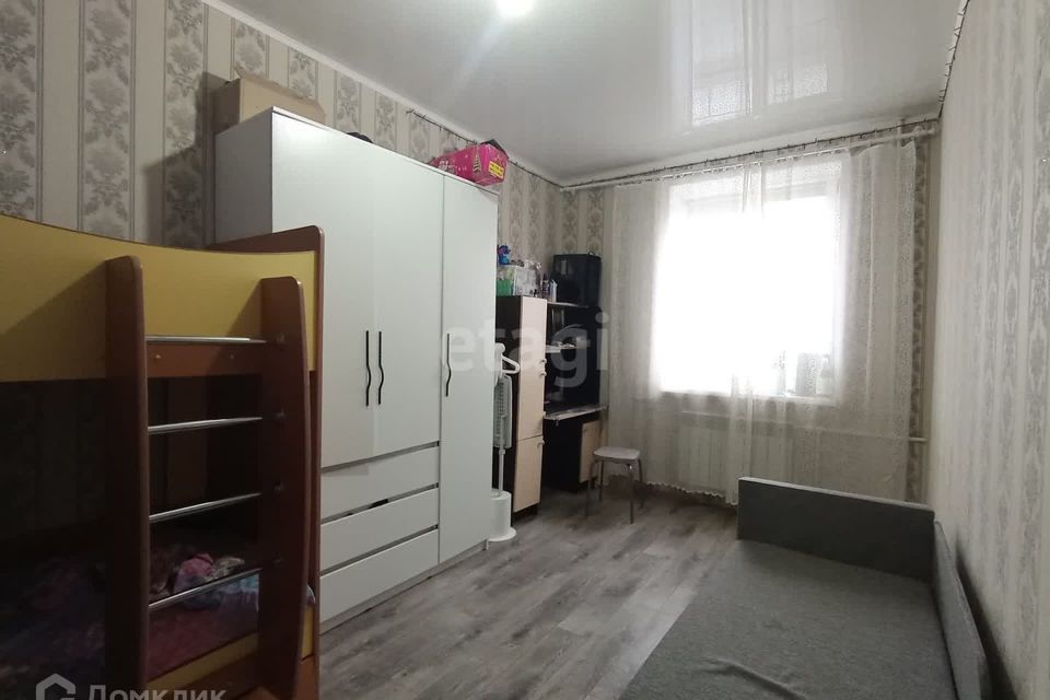 Продаётся комната в 3-комн. квартире, 13.8 м²