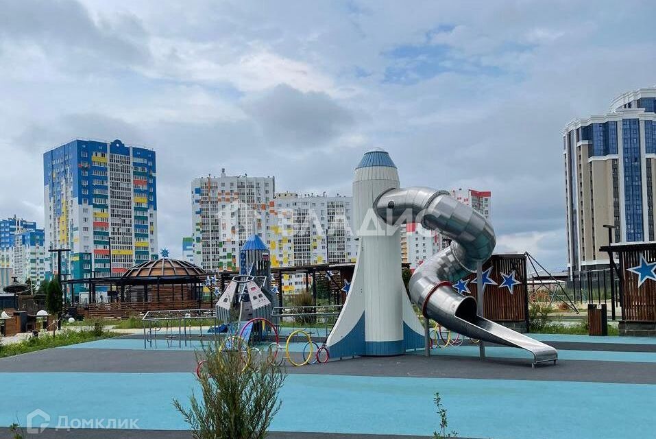 Продаётся 1-комнатная квартира, 43.8 м²