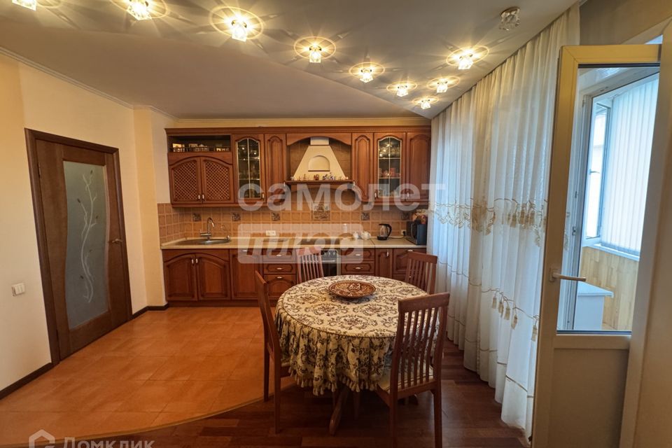Продаётся 2-комнатная квартира, 69 м²