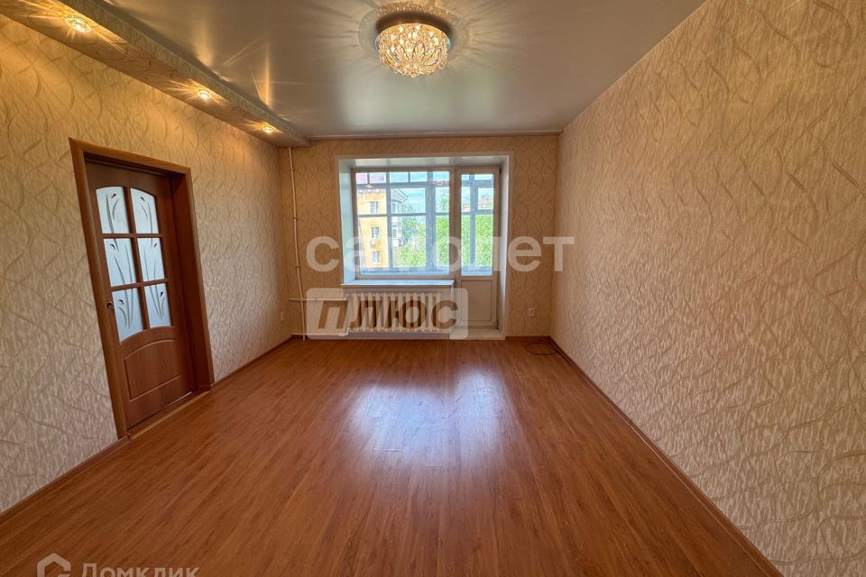Продаётся 3-комнатная квартира, 77.3 м²