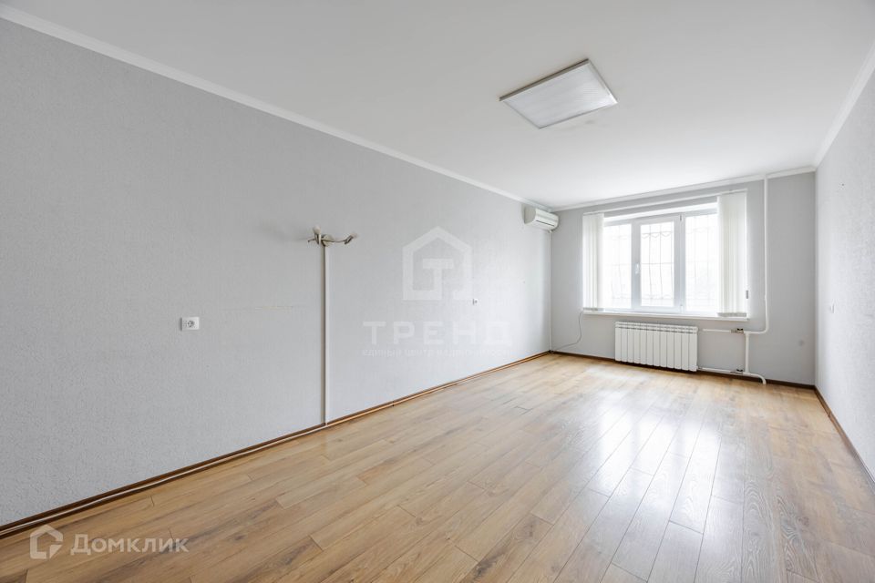 Продаётся 4-комнатная квартира, 99.4 м²