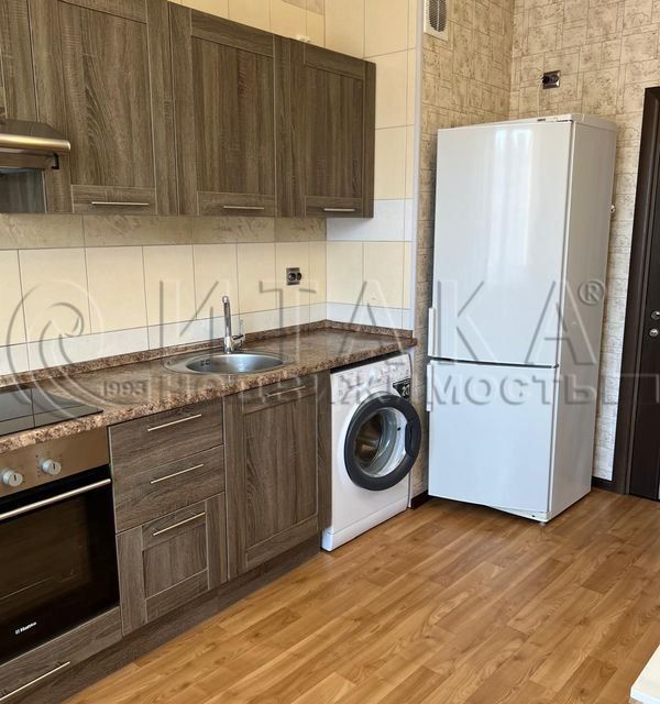 Сдаётся 2-комнатная квартира, 60 м²