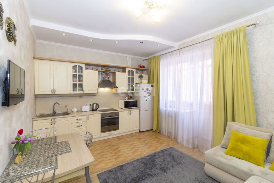 Продаётся 1-комнатная квартира, 53 м²