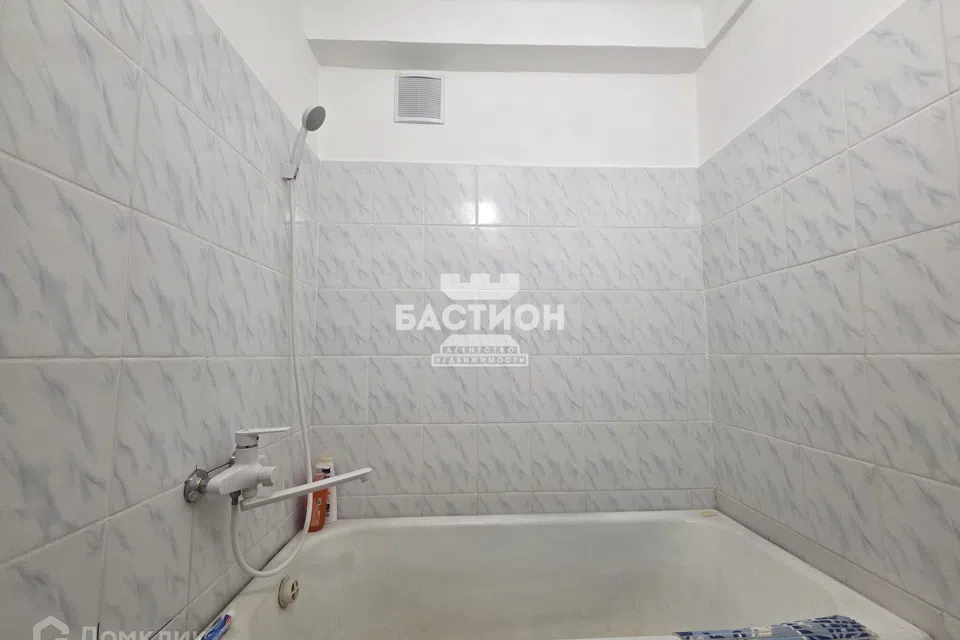 Продаётся 1-комнатная квартира, 37 м²