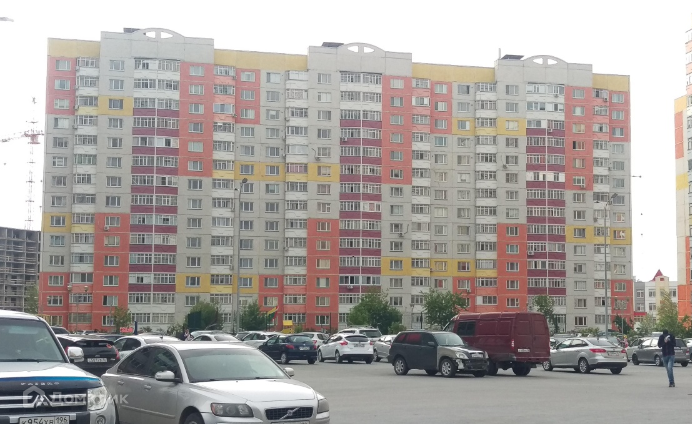 Продаётся 1-комнатная квартира, 42 м²