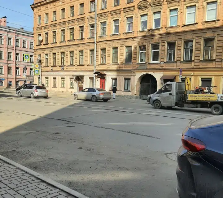 Продаётся 2-комнатная квартира, 98.5 м²