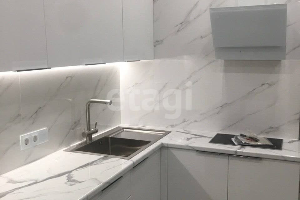 Продаётся 1-комнатная квартира, 35 м²