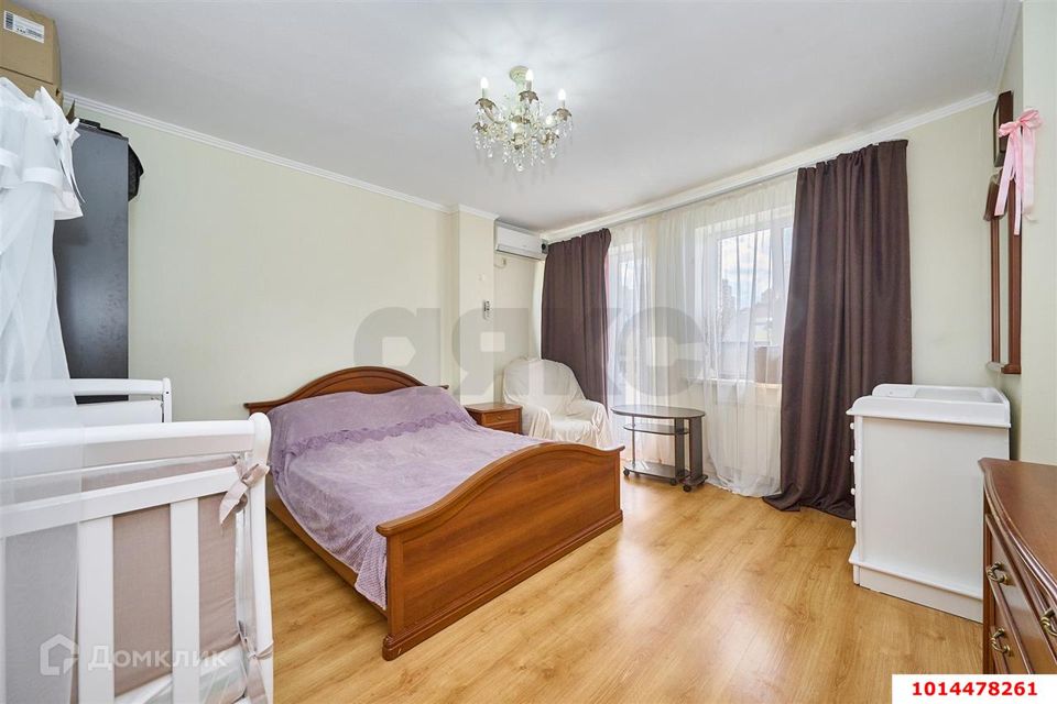 Продаётся 1-комнатная квартира, 43.9 м²