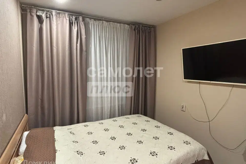 Продаётся 3-комнатная квартира, 56.9 м²