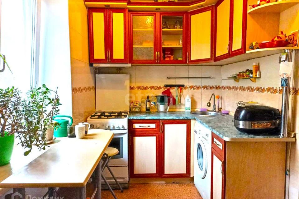 Продаётся 3-комнатная квартира, 53.27 м²