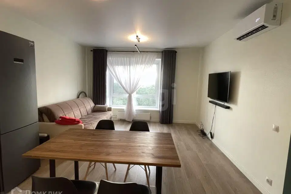 Продаётся 1-комнатная квартира, 44 м²