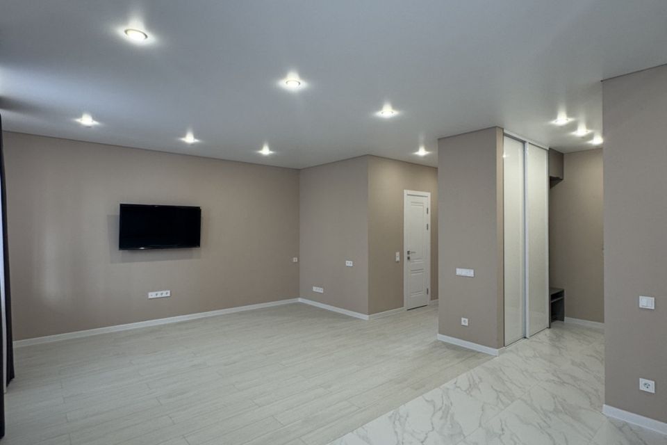 Продаётся 2-комнатная квартира, 56.6 м²