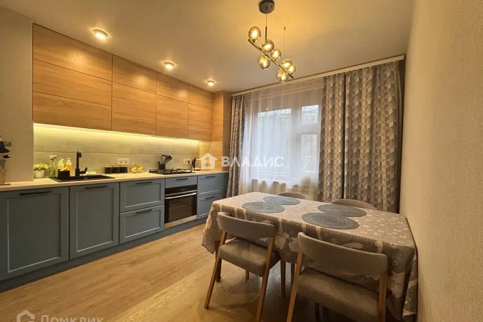 Продаётся 3-комнатная квартира, 68.5 м²