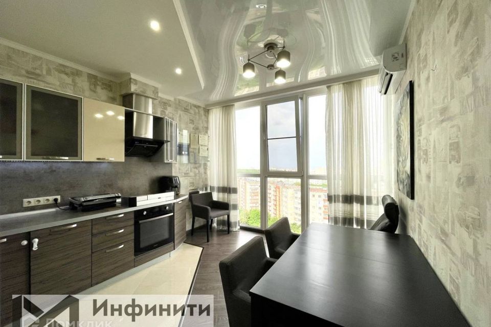 Продаётся 2-комнатная квартира, 61.5 м²