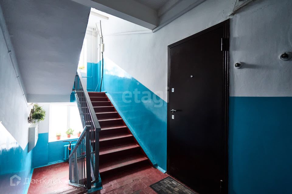 Продаётся 4-комнатная квартира, 59.5 м²