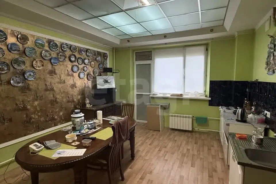 Продаётся 2-этажный дом, 273.8 м²
