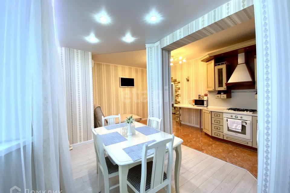 Продаётся 2-комнатная квартира, 70 м²