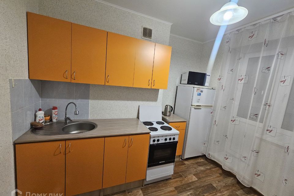 Продаётся 1-комнатная квартира, 41.7 м²