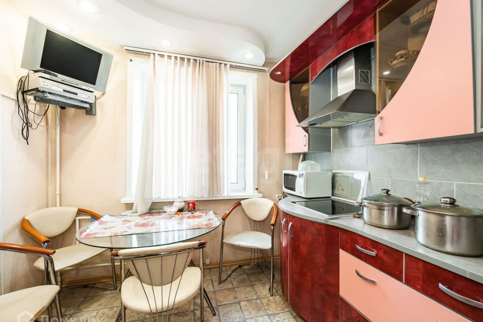 Продаётся 4-комнатная квартира, 78.4 м²