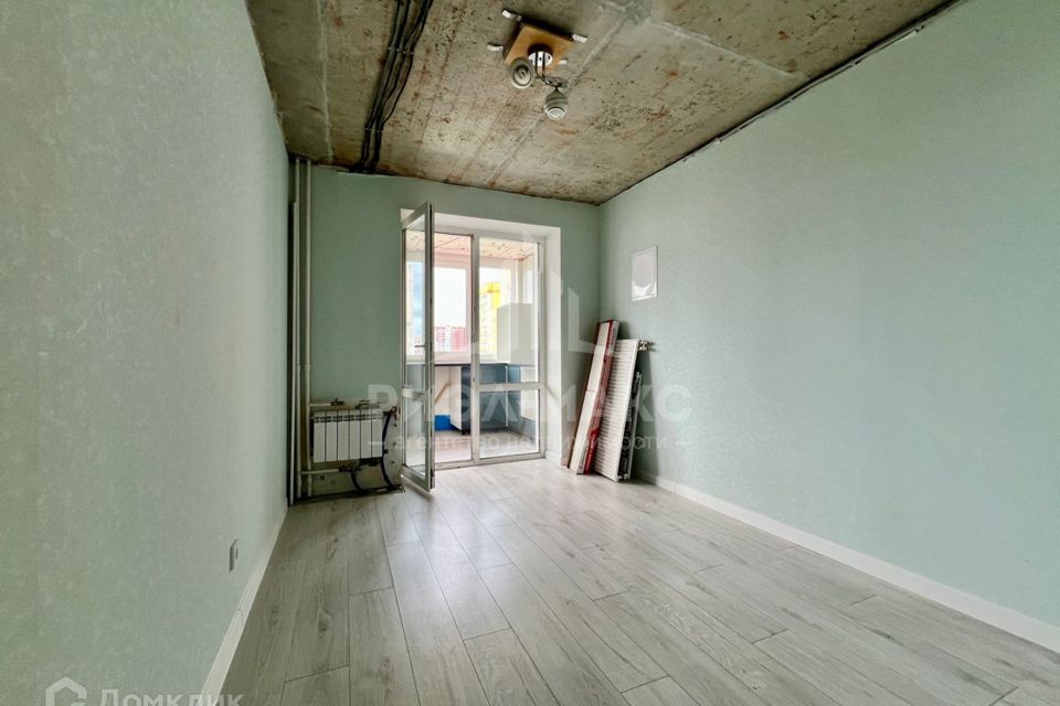 Продаётся 1-комнатная квартира, 42 м²