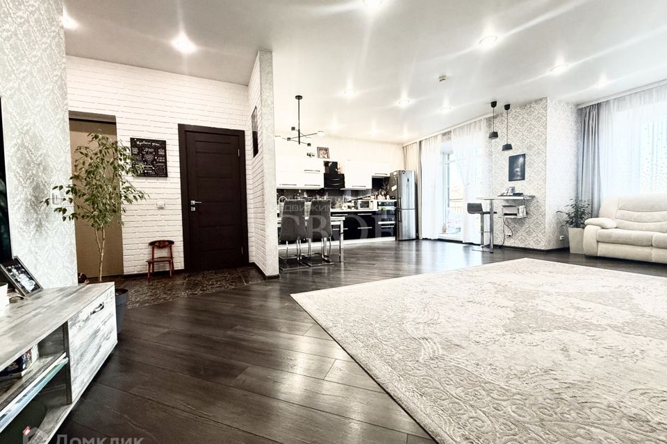 Продаётся 3-комнатная квартира, 92 м²