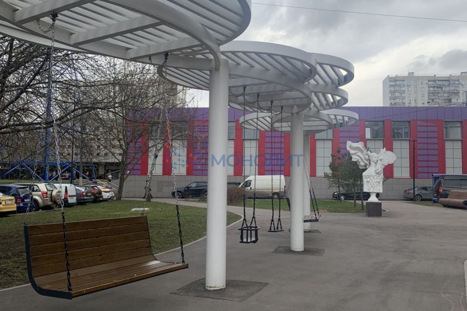 Продаётся 2-комнатная квартира, 55.7 м²