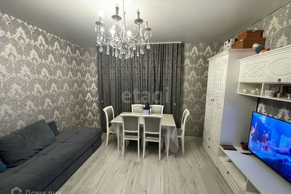 Продаётся 2-комнатная квартира, 56.5 м²