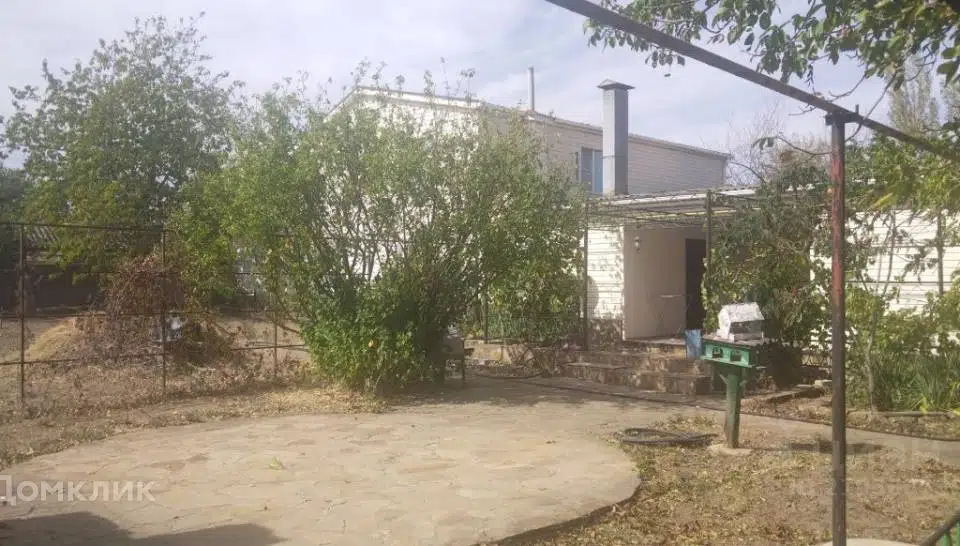 Продаётся 2-этажный дом, 200 м²