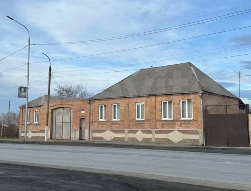 Ногир владикавказ. Аварийное жилье владикавказ. Село ногир дом. Улицы ногира. Улицы ногира.