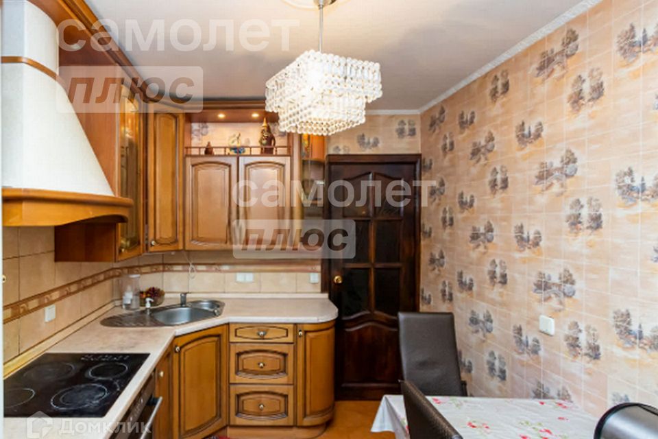 Продаётся 4-комнатная квартира, 85 м²