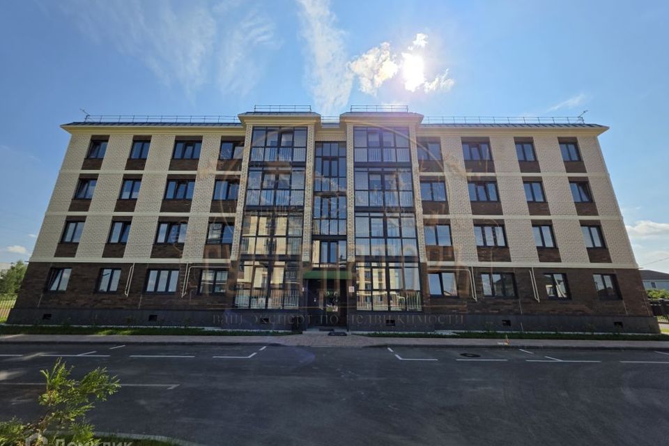 Продаётся 1-комнатная квартира, 46.8 м²