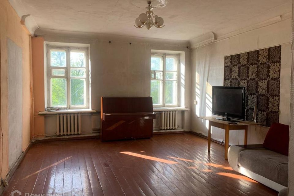 Сдаётся 2-комнатная квартира, 56.5 м²