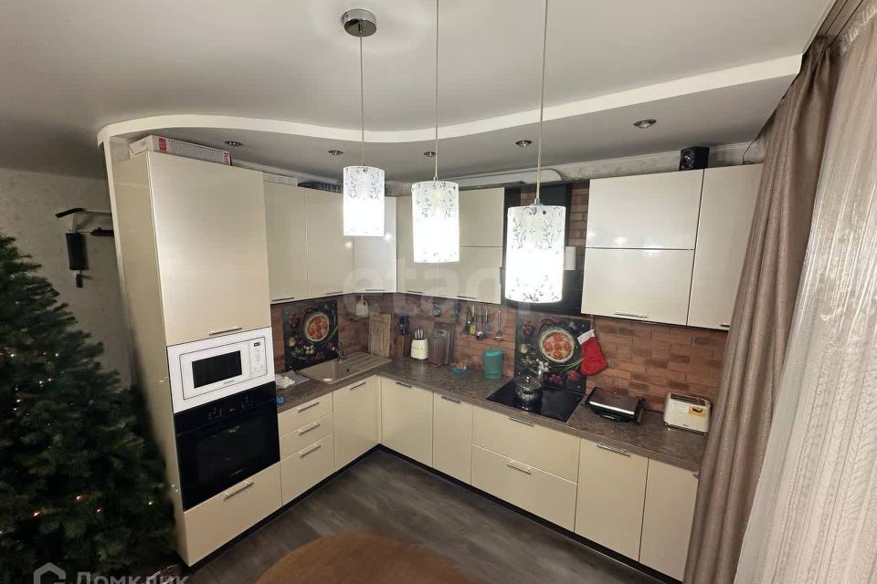 Продаётся 4-комнатная квартира, 86.2 м²