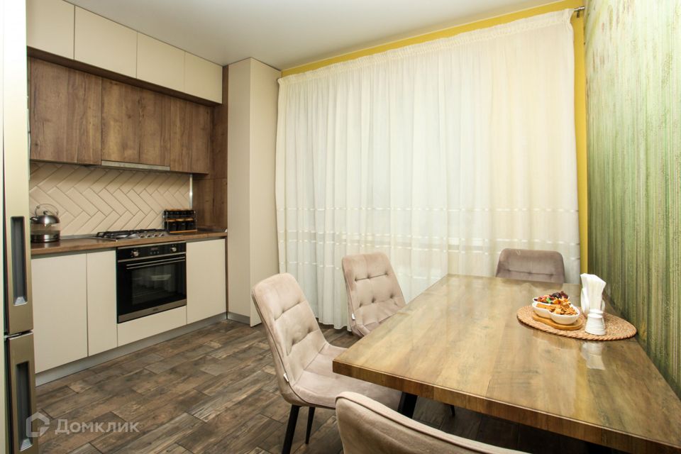 Продаётся 2-комнатная квартира, 61 м²