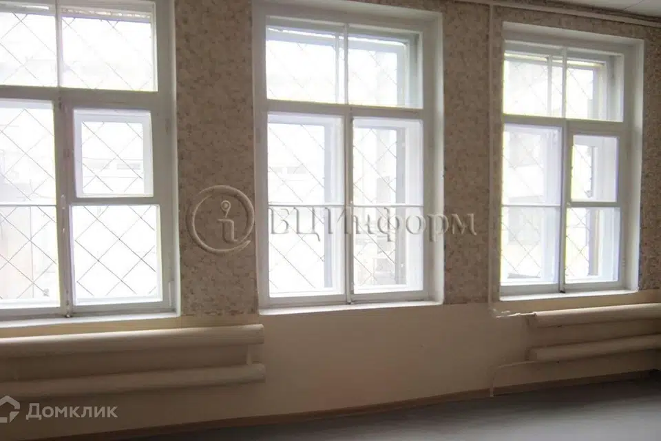 Сдаётся помещение своб. назначения, 273.7 м²