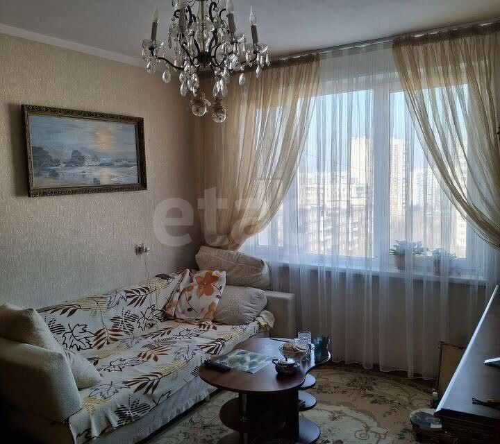 Продаётся 3-комнатная квартира, 63.9 м²