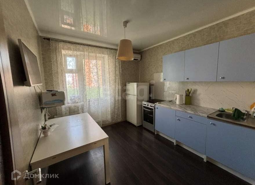 Сдаётся 1-комнатная квартира, 38 м²