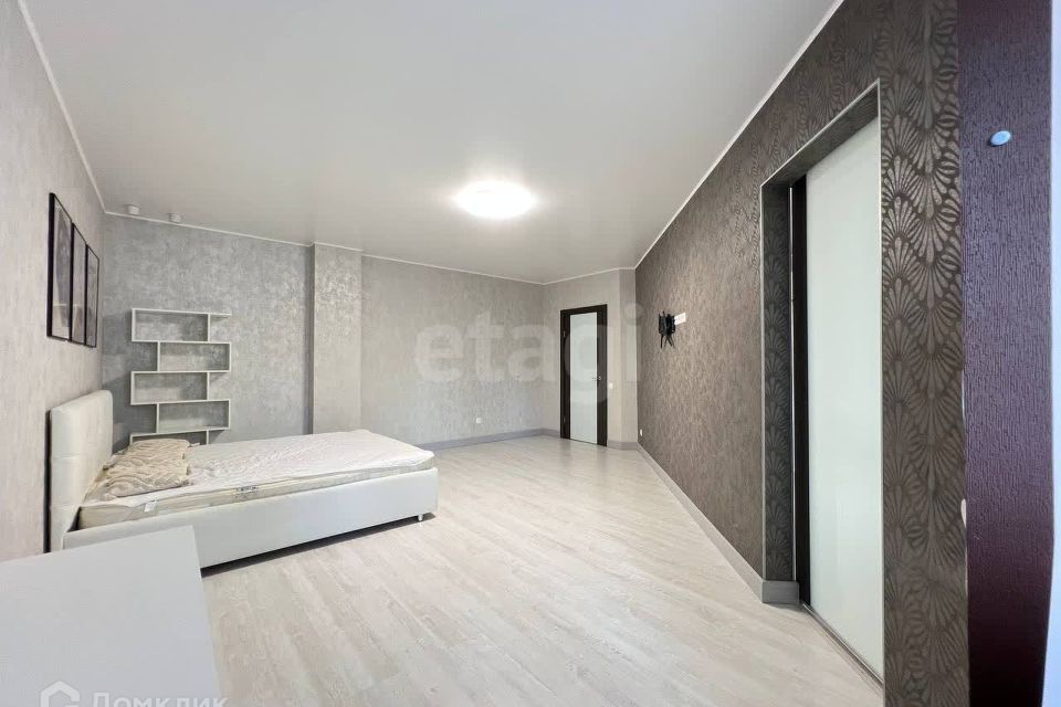 Продаётся 1-комнатная квартира, 54.5 м²