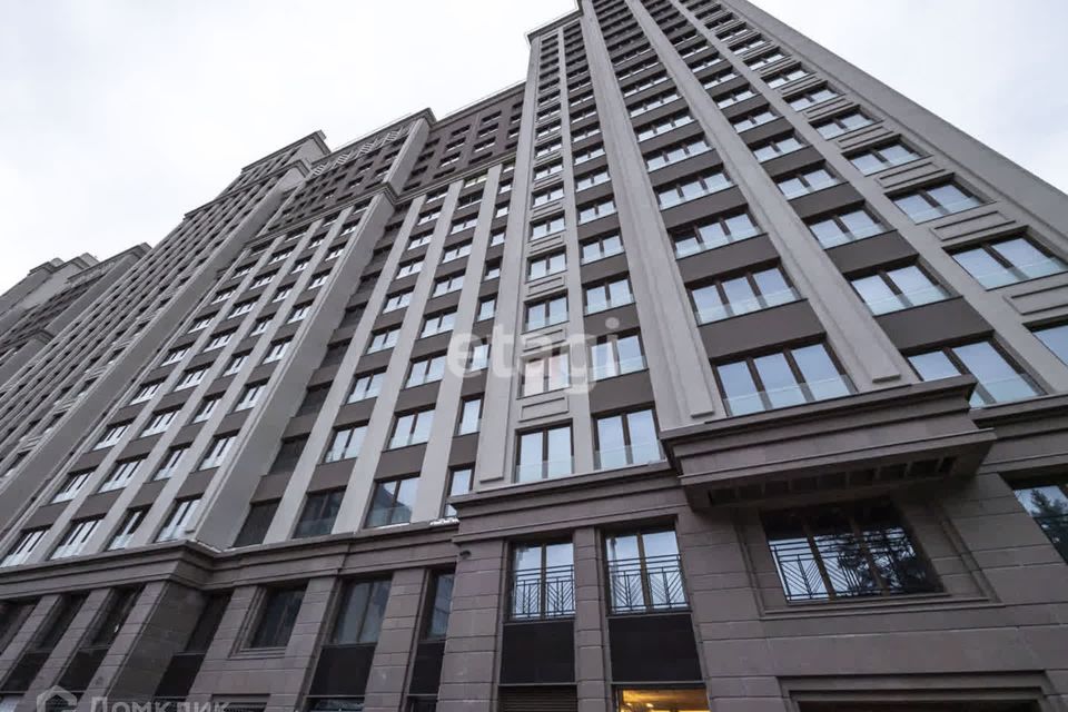 Продаётся 1-комнатная квартира, 42.1 м²