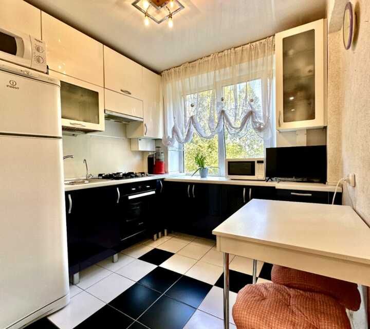 Продаётся 2-комнатная квартира, 42.3 м²