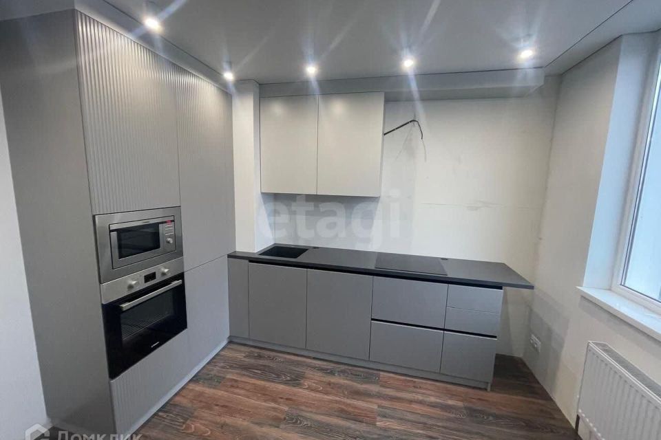 Продаётся 2-комнатная квартира, 59.7 м²