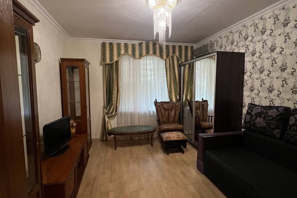 Продаётся 1-комнатная квартира, 38.7 м²