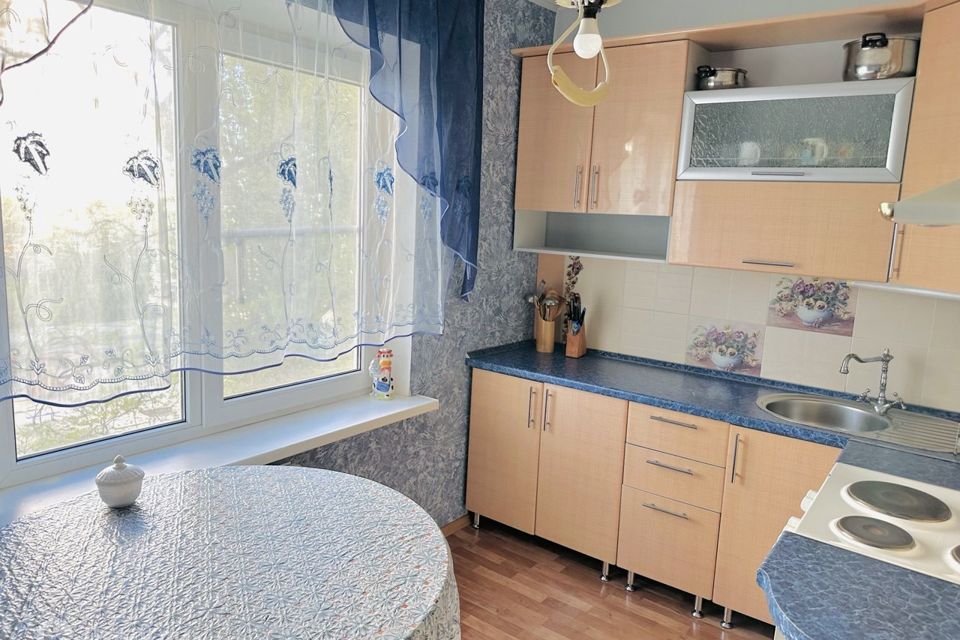 Продаётся 3-комнатная квартира, 63.2 м²