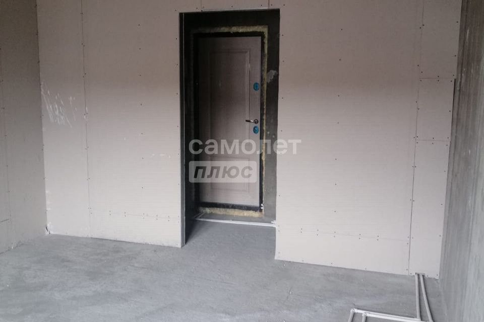 Продаётся 1-комнатная квартира, 38.6 м²