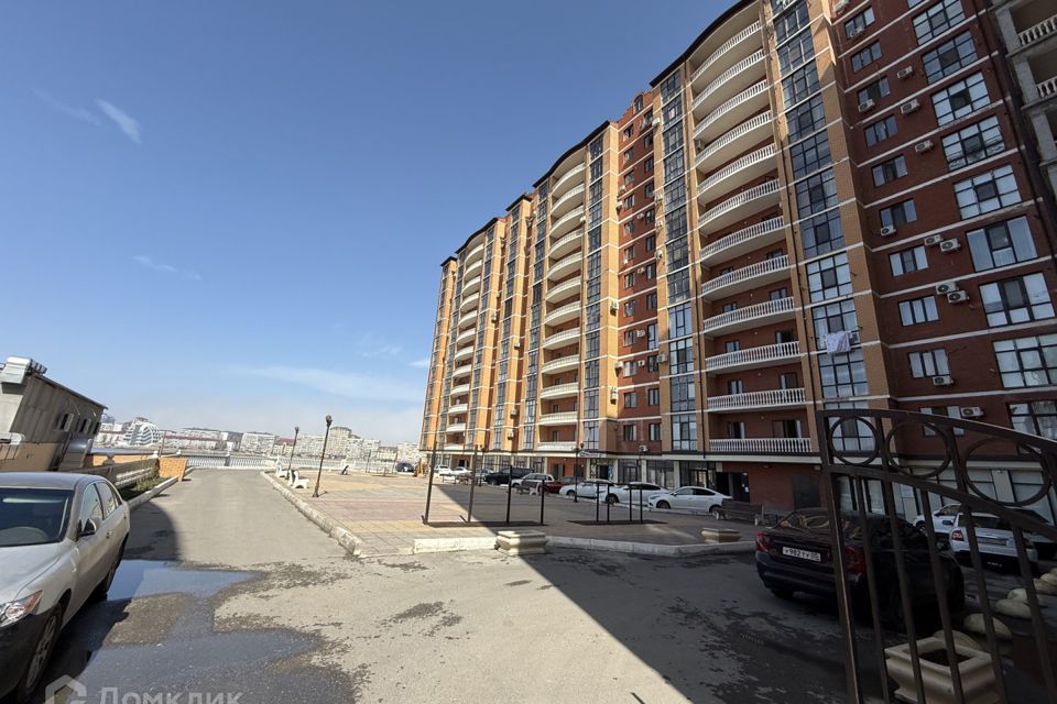 Продаётся 2-комнатная квартира, 118 м²