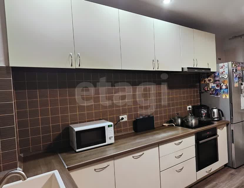Продаётся 3-комнатная квартира, 89.3 м²