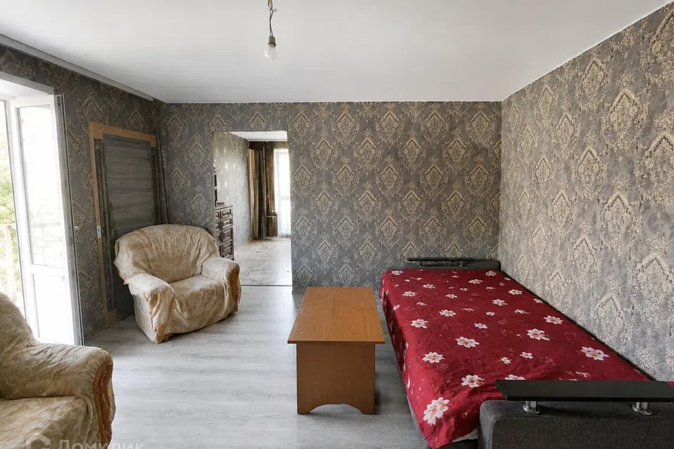 Продаётся 3-комнатная квартира, 55.8 м²