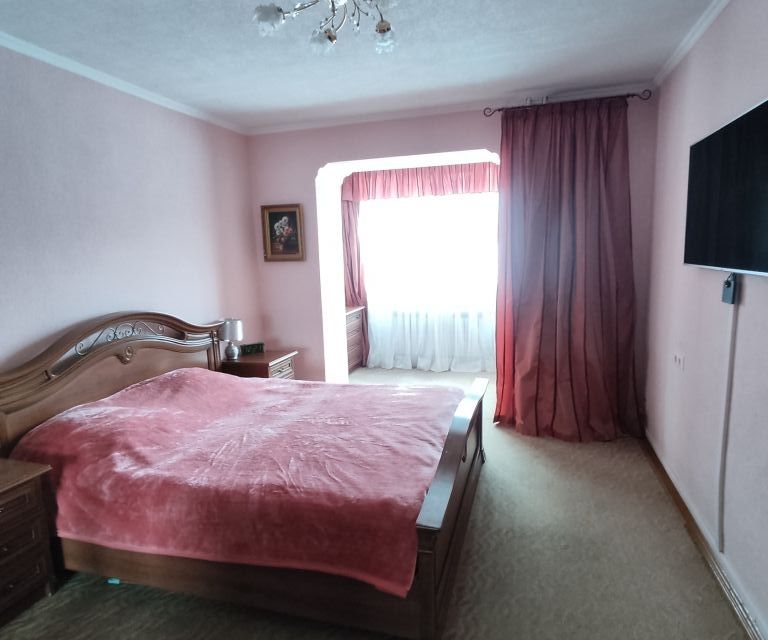 Продаётся 3-комнатная квартира, 83 м²