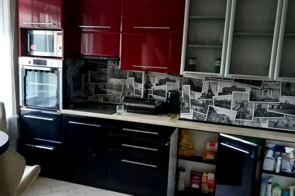 Продаётся 3-комнатная квартира, 63.5 м²